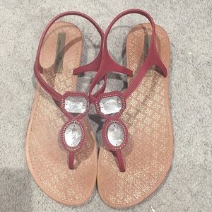 T-Sandals
